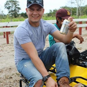 Meet your Posher, Alfonso